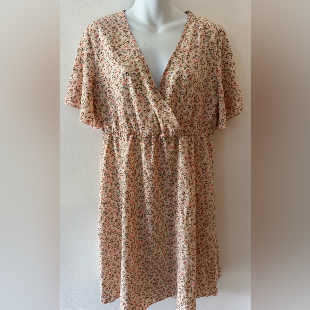 SHEIN Floral V-Neck Dress - Pink and Cream